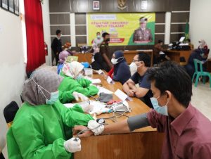 kejaksaan negeri sukabumi vaksin malam hari