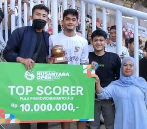 Muhamad Gaoshirowi pemain Persib U16 anak seorang ustadz