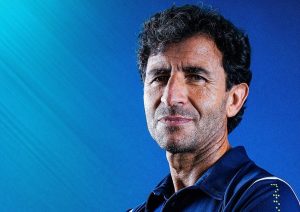 Pelatih PERSIB Luis Milla