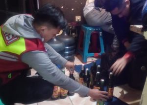 warung jamu jualan miras