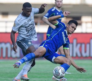 persib kalah dari Bali united