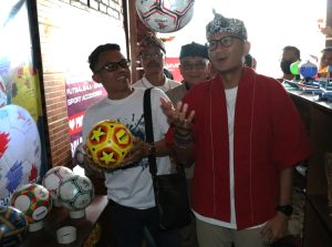 sandiaga uno resmikan gerai UMKM geumeulis