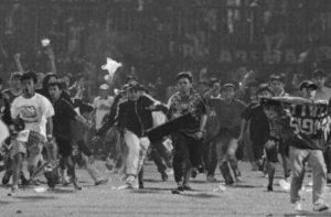 tragedi stadion kanjuruhan