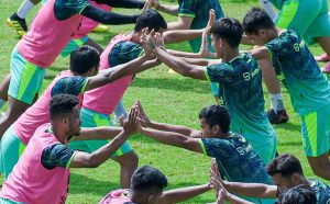 Laga persahabatan Persib dan FC Bekasi City tanpa penonton