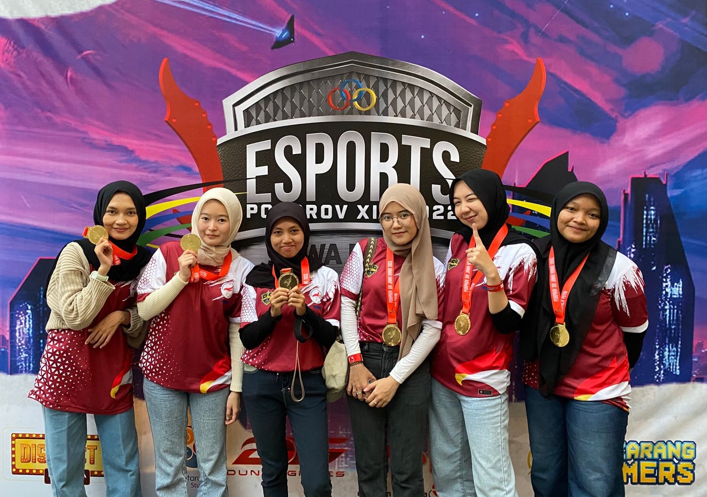 atlet Esport Game Lokapala Putri Kabupaten Sukabumi raih emas medali emas