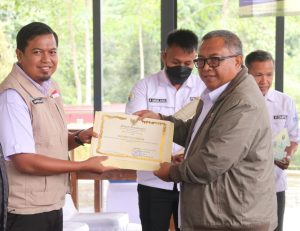 Bupati Sukabumi Marwan Hamami menyebutkan kualitas sumber daya manusia (SDM) di pemerintahan, bukan sekadar pintar. Menurutnya, kepintaran SDM harus dibarengi dengan kebijaksanaan.