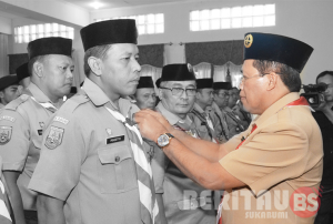 masa jabatan Ketua Kwarcab Gerakan Pramuka Kabupaten Sukabumi, M.Solihin (kanan) berakhir.