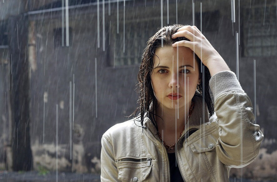 Badan Meteorologi, Klimatologi, dan Geofisika (BMKG) memprakirakan seluruh wilayah Indonesia berpotensi dilanda hujan lebat hingga sangat lebat selama periode Natal dan Tahun Baru 2023.