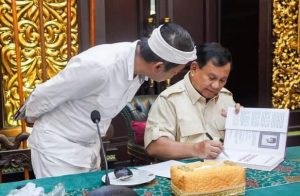 Dedi Mulyadi bersama Ketua Umum Partai Gerindra Prabowo Subianto/foto:medsosdedimulyadi
