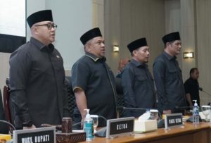 Rapat Paripurna di Aula Utama DPRD Kabupaten Sukabumi, Jumat (5/5/2023).