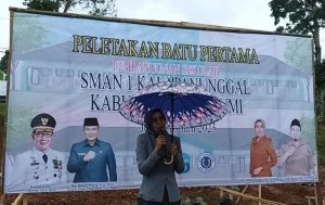 Kepala Kantor Cabang Dinas Pendidikan Wilayah V Jabar Nonong Winarti