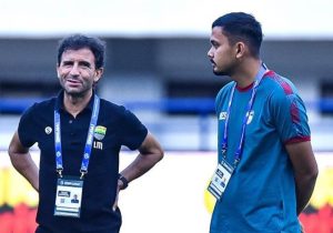 Luis Milla. Ia menyatakan mundur dari jabatannya sebagai pelatih kepala PERSIB.