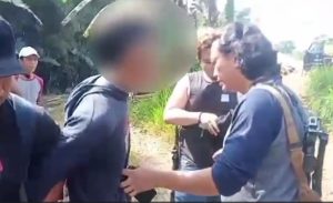 Tim Resmob Satuan Reskrim Polres Sukabumi berhasil meringkus dua pelaku pencurian baterai tower milik salah satu operator perusahaan Telekomunikasi berinisial DK (42) dan AR (40).