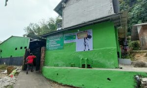 Berdiri sejak pada tahun 2018, Madrasah Diniyah Takmiliyah Awaliyah (MDTA) Mahabatur Rasul dan pesantren di Kampung Batu Sapi, Kelurahan/Kecamatan Palabuhanratu, Kabupaten Sukabumi, belum pernah tersentuh bantuan. Baik bantuan dari pemerintah pusat, provinsi, maupun pemerintah daerah. Selama ini untuk keberlangsungan operasional, pengelola MDTA Mahabatur Rasul mengandalkan keuangan dari penjualan kerajinan limbah kayu.