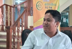Proses pemilihan anggota KPU di empat daerah wilayah Jawa Barat sempat terhenti karena ada pergantian tim seleksi. Semua tahapan harus selesai hingga awal Desember mendatang. Pergantian tim seleksi tersebut merupakan Keputusan KPU RI nomor 1613 Tahun 2023. Sebabnya, ada indikasi anggota tim seleksi terafiliasi dengan partai politik. Saat ini, formasi timsel baru harus segera memproses Calon Anggota KPU untuk wilayah Kabupaten Cianjur, KPU Kabupaten Sukabumi, KPU Kota Depok, dan KPU Kota Sukabumi periode 2023-2028.