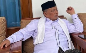 KH E Supriatna Mubarok terpilih sebagai Ketua Tanfidziyah PCNU Kabupaten Sukabumi, periode 2023-2028. Ia merupakan impinan Pesantren Darussyifa Al Fithroh, Yaspida, Sukabumi saat ini. Sosok kiai kharismatik yang belakangan mampu mendapat “The Best Innovative Leader 2022” dari Centre for International and Strategic Affairs (CISA) London, Inggris ini ternyata memiliki garis keturunan walisongo berdasarkan bukti-bukti yang ada.