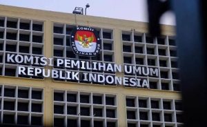 Komisi Pemilihan Umum (KPU) RI telah resmi mengumumkan nama-nama calon anggota KPU Kabupaten dan Kota Sukabumi yang terpilih. Selain anggota KPU Kota dan Kabupaten Sukabumi, ada 40 anggota KPU kabupaten dan kota di 13 provinsi di Indonesia, yang resmi diumumkan. berdasarkan Pengumuman KPU RI Nomor 1163/SDM.12-Pu/04/2023 per tanggal 28 Desember 2023, anggota KPU kabupaten dan Kota Sukabumi itu antara lain :