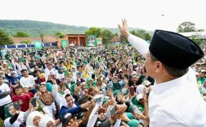 Saat berorasi di kampanye akbar di Lapang Padjajaran Kecamatan Cibadak Kabupaten Sukabumi, Cawapres nomor urut 1, Muhaimin Iskandar atau Gus Imin, mengaku mendapat bisikan jika pasangan AMIN akan menang mutlak di Sukabumi. Dari atas panggung, Gus Imin mengaku mendapat bisikan dari ketua DPC Kabupaten Sukabumi, Hasyim Adnan, bahwa pasangan AMIN (Anies-Muhaimin) akan menang mutlak di Sukabumi.