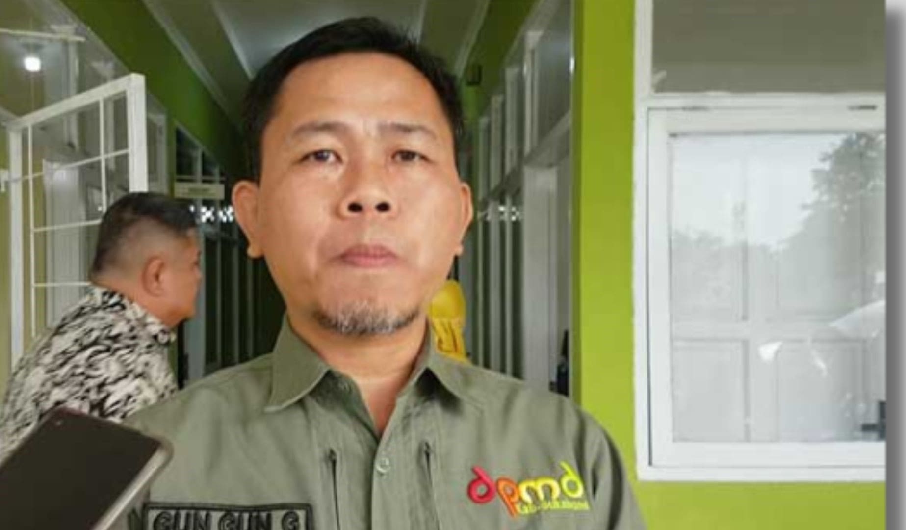 Kepala Dinas Pemberdayaan Masyarakat Desa (DPMD) Kabupaten Sukabumi, Gun Gun Gunardi mengingatkan kepala desa dan perangkat desa untuk tetap menjaga netralitas selama pelaksanaan Pemilu 2024.