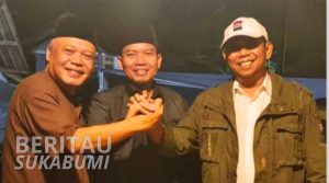 BERITAU SUKABUMI (3)-min Ketua DPD Partai Demokrat Kabupaten Sukabumi, Iman Adinugraha bertemu dengan Ketua DPD PKS Kabupaten Sukabumi, M.Sodikin dan Ketua DPC PPP Kabupaten Sukabumi, Dedi Damhudi, pada Senin (18/3/2024) malam.