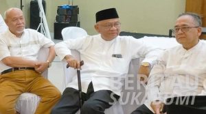 Mantan Bupati Sukabumi Sukmawijaya yang juga Dewan Pakar DPD PKS Kabupaten Sukabumi mendukung penuh Wakil Bupati Sukabumi, Iyos Soemantri untuk menjadi Bupati Sukabumi periode 2024-2029. Dukungan terhadap Iyos Soemantri itu diungkapkan Sukmawijaya saat sambutan di acara silaturahmi dan buka bersama relawan Barisan Iyos Soemantri atau BAIS di Resto King Raos Jalur Lingkar Selatan Cibolang Kecamatan Cisaat Kabupaten Sukabumi, Sabtu (7/4/2024).