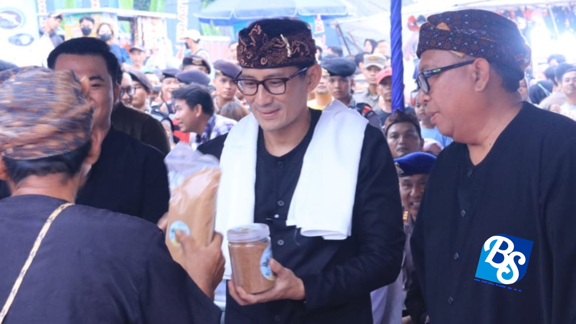 Bupati Sukabumi Marwan Hamami menginginkan event-event pariwisata, budaya dan kearifan lokal yang dihelat di Kabupaten Sukabumi bisa terus didorong Kementerian Pariwisata dan Ekonomi Kreatif (Menparekraf) RI, agar bisa masuk kedalam Kharisma Event Nusantara (KEN).