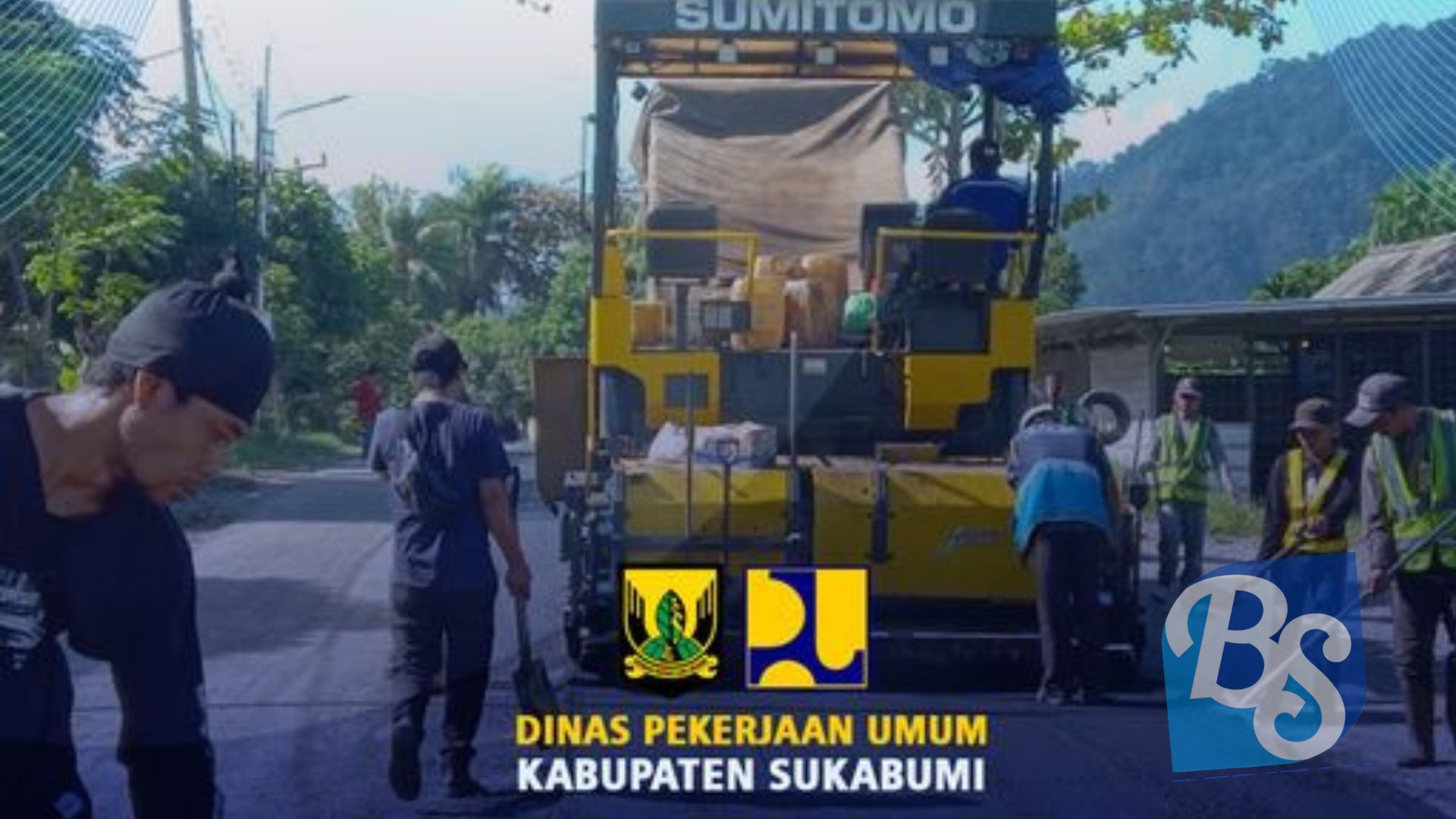 BERITAUSUKABUMI.COM-Dinas Pekerjaan Umum (PU) Kabupaten Sukabumi melakukan perbaikan jalan di ruas jalan Pelita tepatnya di Desa Jayanti, Kecamatan Palabuhanratu.