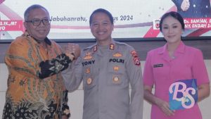 Marwan Hamami menghadiri acara kenal pamit Kapolres Sukabumi AKBP Tony Prasetyo Yudhangkoro kepada AKBP Samian