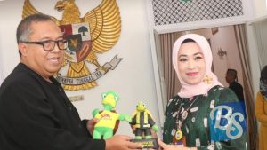 Kabupaten Sukabumi direncanakan bakal jadi tuan rumah Festival Tunas Bahasa Ibu (FTBI) 2025. Hal itu diungkapkan Kepala Balai Bahasa Jawa Barat Dr. Herawati saat beraudensi dengan Bupati Sukabumi di Pendopo Sukabumi, Kamis (01/08/24).