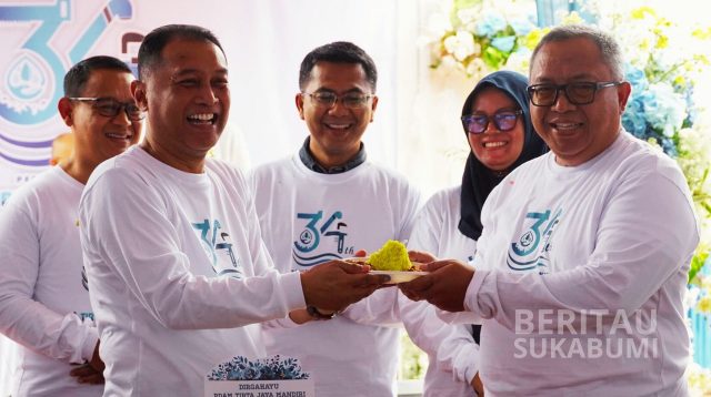 Direktur Utama Perusahaan Umum Daerah (Perumda) Air Minum Tirta Jaya Mandiri Kamaludin Zen mengatakan, perumda yang dipimpinnya sudah masuk lima besar sebagai perusahaan terbaik di Jawa Barat.