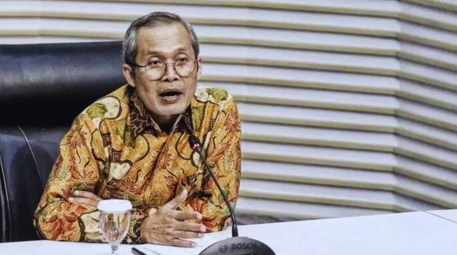 Wakil Ketua KPK Alexander Marwata menyebutkan para pejabat di Indonesia melihat tindakan korupsi bukanlah hal yang menakutkan lagi. Sudut pandang inilah yang membuat turunnya indeks persepsi korupsi di Indonesia.