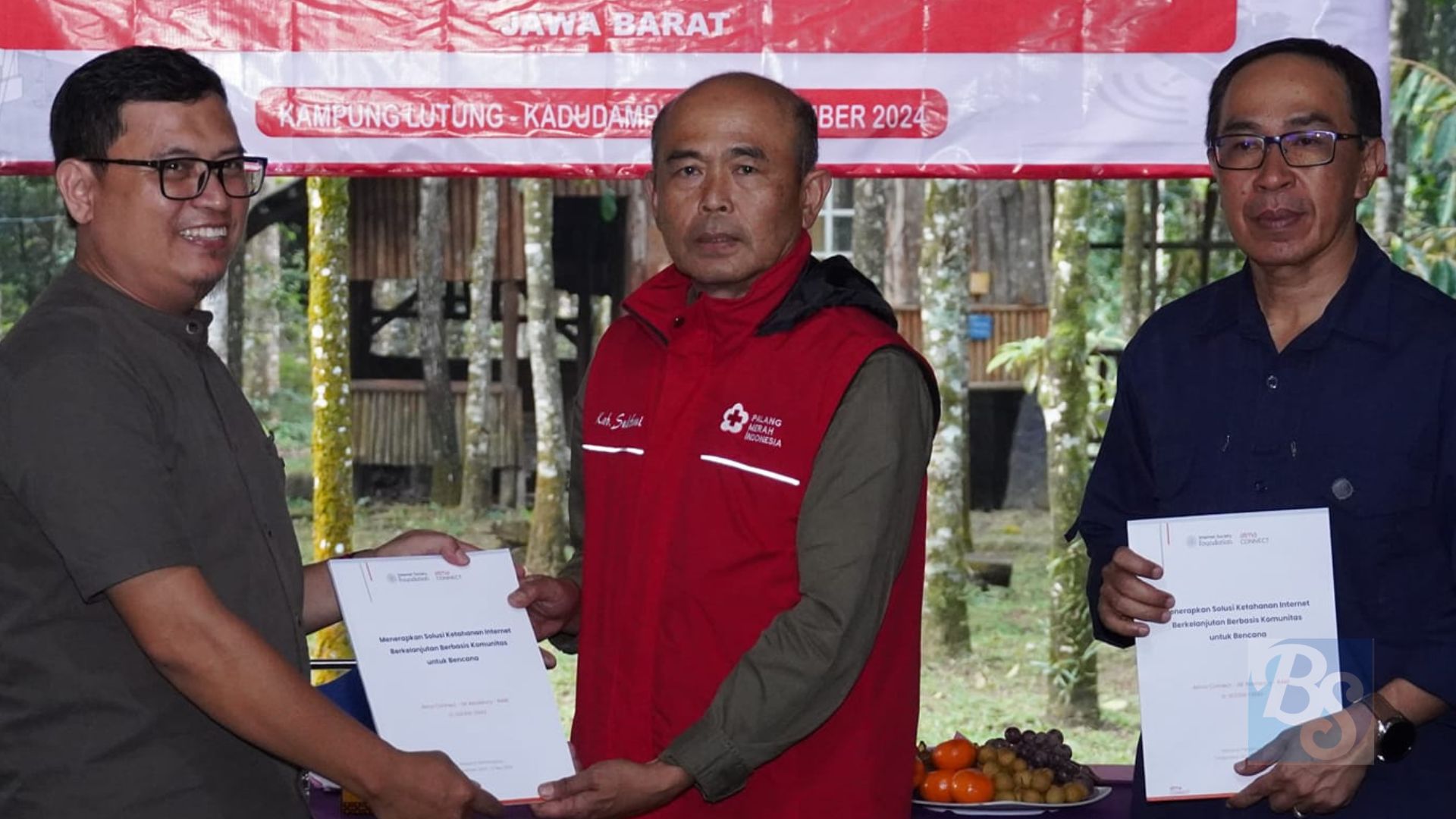 Palang Merah Indonesia (PMI) Kabupaten Sukabumi mengembangkan program ketangguhan bencana berbasis internet. Program ini berkolaborasi dengan pihak Atma Connect
