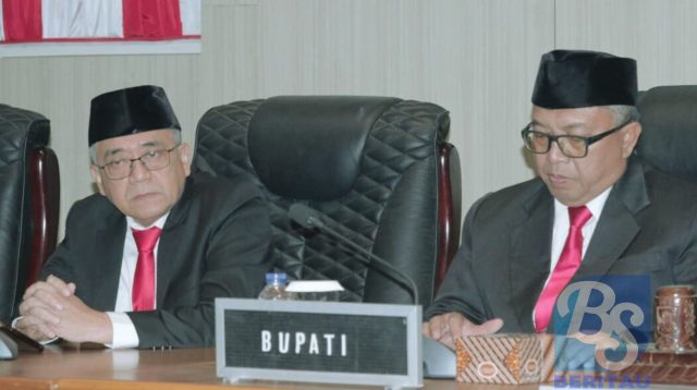 Wakil Bupati Sukabumi yang juga Bakal Calon Bupati Sukabumi 2024-2029, Iyos Soemantri sudah mengajukan atau melayangkan surat cuti diluar tanggungan negara untuk mengikuti Pilkada Kabupaten Sukabumi 2024 ke Badan Pengawas Pemilu (Bawaslu) Kabupaten Sukabumi.