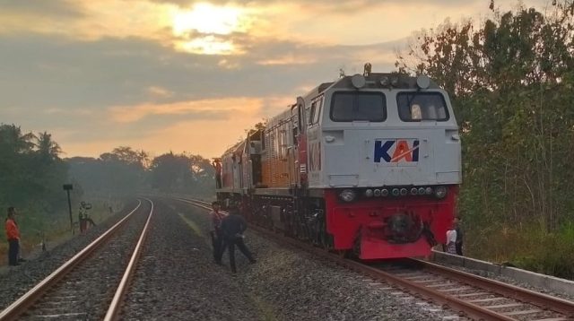 Pembangunan rel ganda dengan total panjang jalur 26,6 km senilai Rp2,2 triliun pada lintasan Bogor-Sukabumi telah dirampungkan Direktorat Jenderal Perkeretaapian (DJKA) Kementerian Perhubungan (Kemenhub) melalui Balai Teknik Perkeretaapian Kelas I Bandung (BTP Bandung). Kepala BTP Bandung Endang Setiawan mengatakan pembangunan jalur ganda lintasan Bogor-Sukabumi tersebut bertujuan untuk meningkatkan keamanan dan volume perjalanan kereta api.