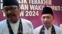 Debat terakhir calon bupati dan wakil bupati Kabupaten Sukabumi digelar pada Jumat (22/11/2024) di Hotel Sultan Raja, Soreang, Kabupaten Bandung. Pasangan nomor urut dua, Asjab dan Andreas, mengungkapkan sejumlah rencana strategis untuk memajukan Kabupaten Sukabumi ke depan. Menurut Asep Japar, ia dan Andreas aklan prioritasnya untuk memperhatikan kesejahteraan masyarakat Sukabumi, terutama nelayan, petani, dan guru honorer.