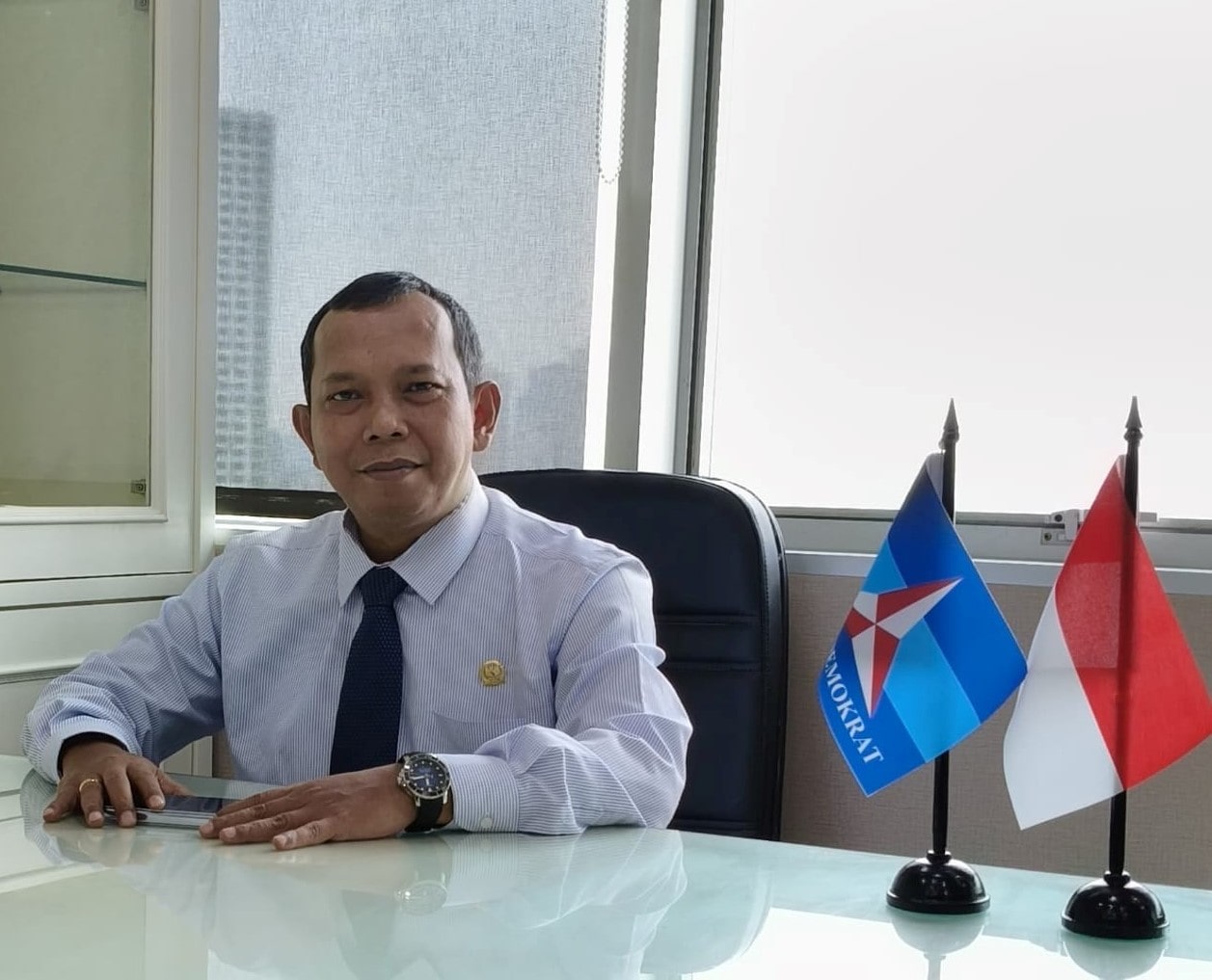 Anggota DPR RI Komisi VII Fraksi Partai Demokrat, Iman Adinugraha, wacana pembangunan Tol Jagoratu (Jagorawi-Sukabumi-Ratu), akan direncanakan mulai digulirkan tahun 2025.