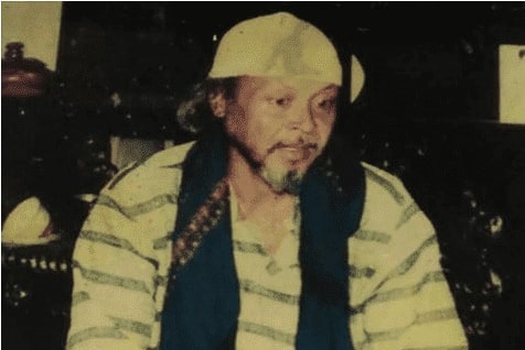 Ulama eksentrik dan kharismatik asal Gentur Cianjur bernama lengkap KH. Abdul Haq Nuh.