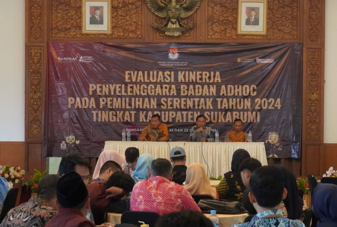 Komisi Pemilihan Umum (KPU) Kabupaten Sukabumi mengumpulkan sejumlah badan adhoc Pemilukada Serentak 2024 di Pangrango Resort.