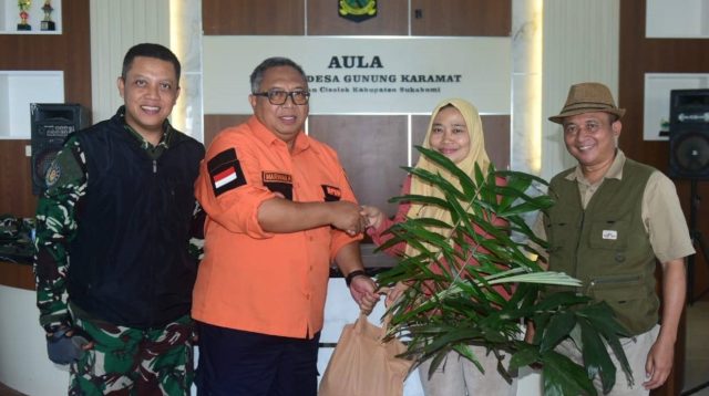 Bupati Sukabumi Marwan Hamami mencanangkan penanaman pohon aren di wilayah rentan bencana.