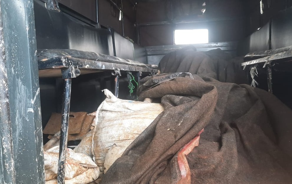 Polres Sukabumi gerebek aktivitas tambang emas tanpa izin (PETI) di Desa Cihaur, Kecamatan Simpenan, Kabupaten Sukabumi, pada Minggu (26/1/2025).