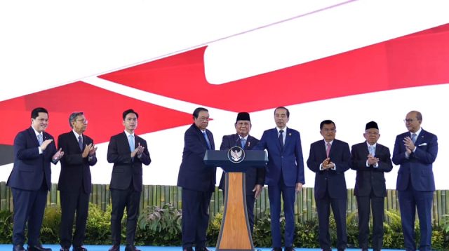 Danantara telah menjadi sorotan di era pemerintahan Prabowo. Inovasi ini tidak hanya mengubah lanskap teknologi, tetapi juga membawa perubahan signifikan dalam berbagai sektor kehidupan.