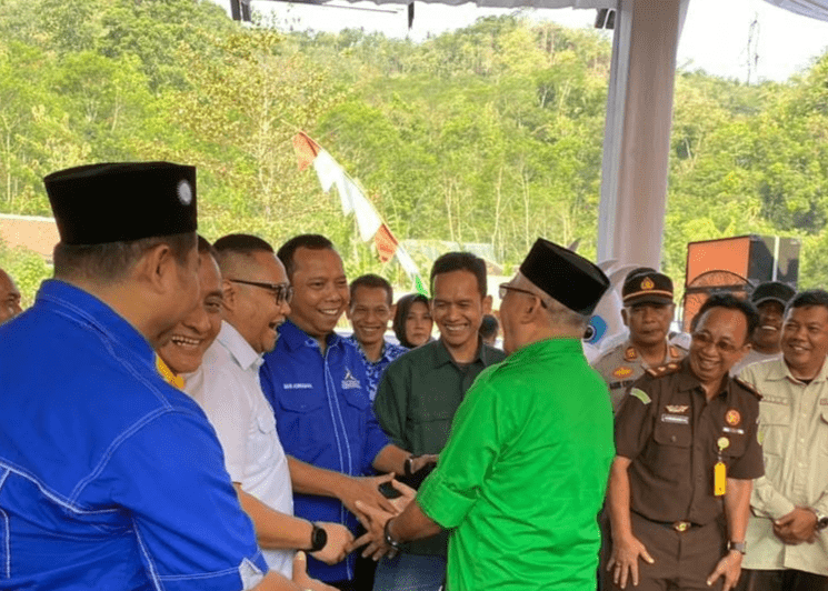 Ketua DPC Partai Demokrat Kabupaten Sukabumi, Iman Adinugraha sangat kaget saat mengetahui kabar meninggalnya Ketua DPC PPP Kabupaten Sukabumi, Dedi Damhudi.