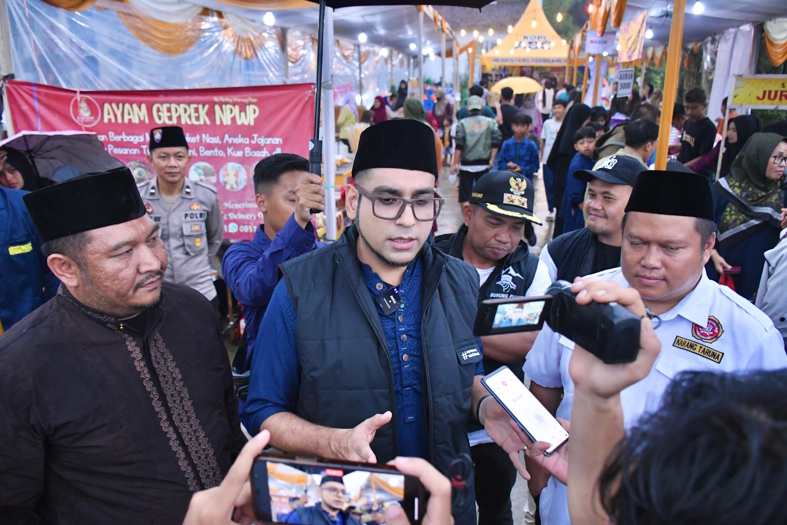 Cipelang Ramadan Fair 2025 adalah acara yang diadakan oleh Karang Taruna Kecamatan Gunungpuyuh di Teras Cipelang Herang. Acara ini akan berlangsung dari 2 sampai 23 Maret 2025 di Teras Cipelang Herang. Wakil Walikota Sukabumi, Bobby Maulana mengatakan acara ini berfungsi sebagai platform bagi UMKM untuk memamerkan produk mereka dan memperkuat solidaritas masyarakat.