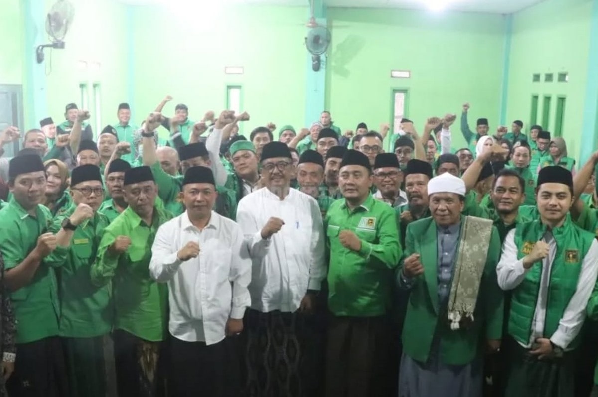 Kendati Bupati Sukabumi dan Wakil Bupati Sukabumi Asep Japar dan Andreas bukan kader Partai Persatuan Pembangunan (PPP), namun DPC PPP Kabupaten Sukabumi akan selalu terbuka dalam kerja-kerja politik untuk Asep Japar dan Andreas.