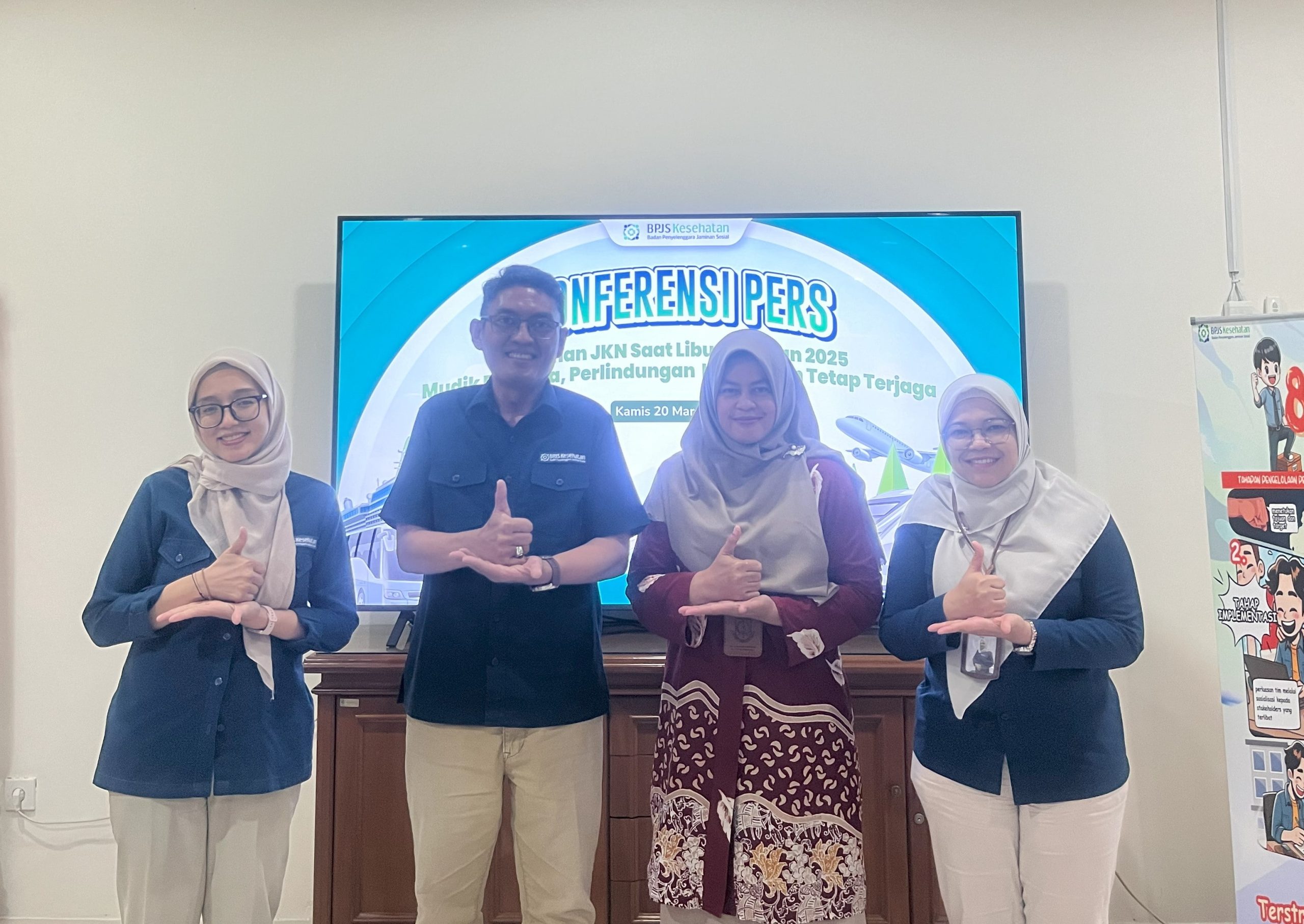 Selama libur Idul Fitri 2025, Badan Penyelenggara Jaminan Sosial (BPJS) Kesehatan Cabang Sukabumi terus menunjukkan komitmennya untuk memastikan bahwa seluruh peserta Jaminan Kesehatan Nasional (JKN) tetap bisa mengakses pelayanan. Baik itu layanan administrasi kepesertaan JKN maupun layanan kesehatan selama Libur Idul Fitri atau Lebaran 2025. Kebijakan khusus ini diambil guna mengantisipasi potensi kendala akses pelayanan di masa liburan.