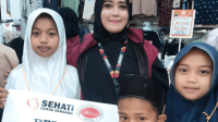 Yayasan Sehati Gerak Bersama dan Yayasan Baitusyajirin memanjakan 304 anak Yatim di Sukabumi dengan kegiatan belanja baju Lebaran 2025 ini