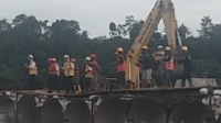 Menyusul viralnya sebuah video yang menuai kontroversi di kalangan masyarakat, Dedi Mulyadi, petugas lapangan dari PPK 2.2 Provinsi Jawa Barat, akhirnya memberikan klarifikasi resmi.