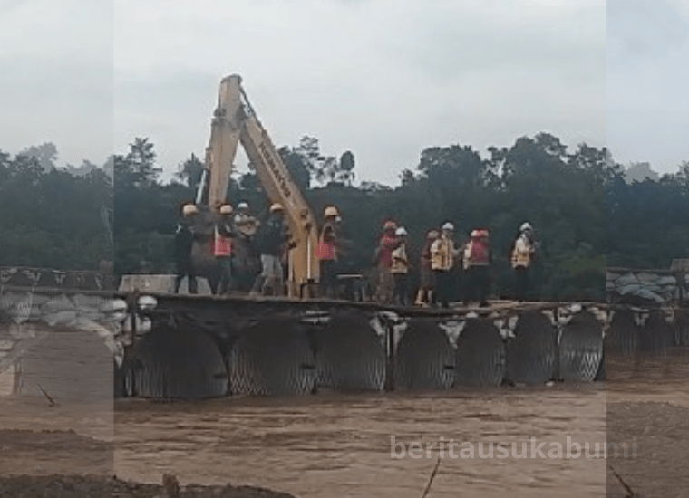 Jagat maya kembali dihebohkan oleh sebuah video yang menampilkan sejumlah pekerja berseragam khas Kementerian Pekerjaan Umum (PU) asyik berjoget di atas Jembatan Darurat Bojongkopo