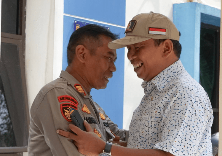 Anggota DPR RI dari Komisi III, Iman Adinugraha, melakukan kunjungan kerja spesifik ke Satuan Polisi Air dan Udara (Sat Polairud) Polres Sukabumi