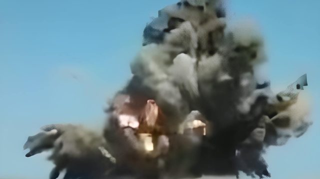 insiden ledakan yang terjadi saat proses pemusnahan amunisi di Kabupaten Garut, Jawa Barat, pada Senin pagi.